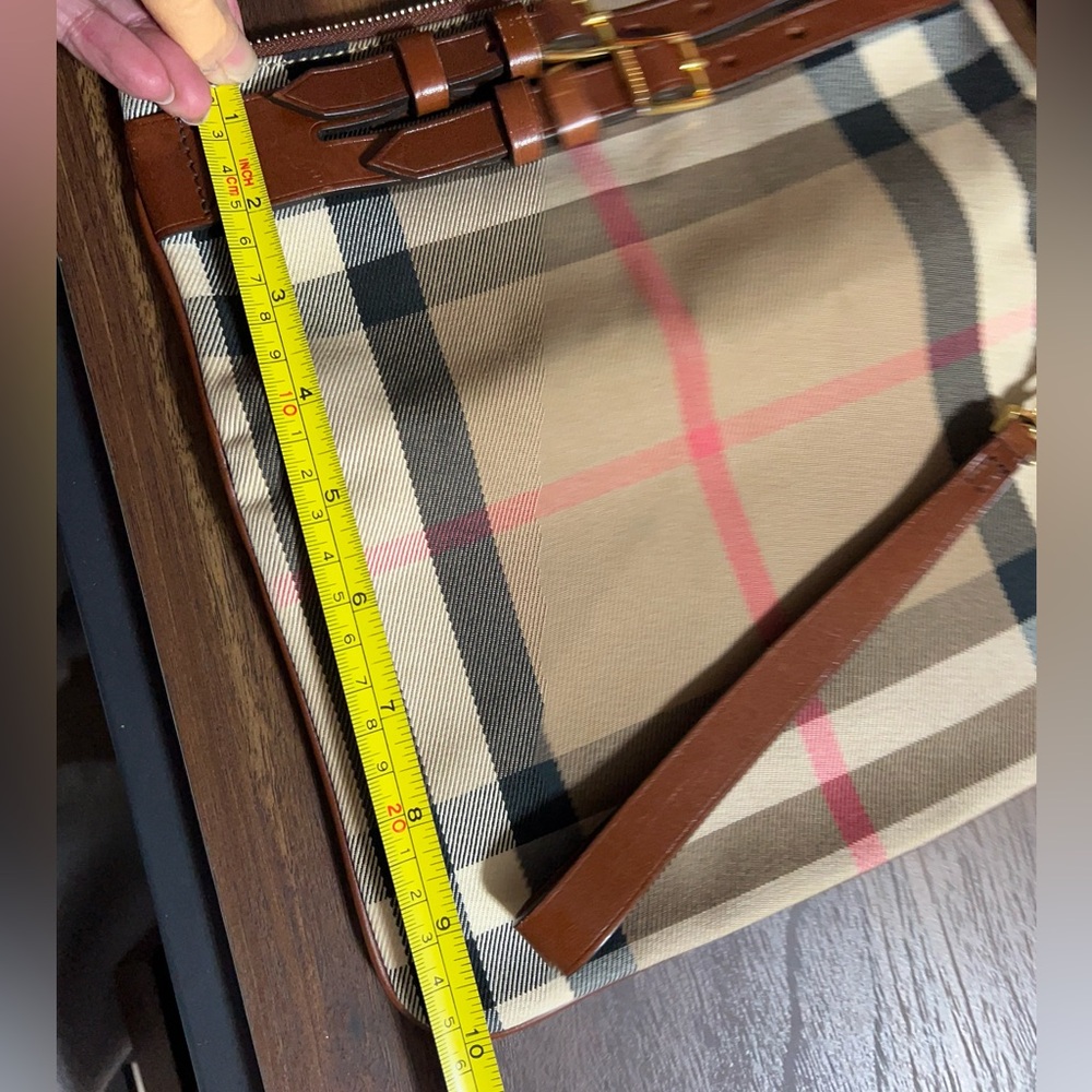 Burberry Plaid Clutch/Wristlet with Brown Leather Trim - Picture 16 of 16